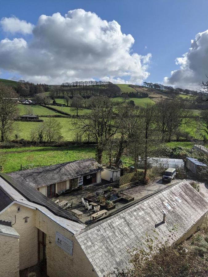 Glan Brennig Bed & Breakfast Tregaron Exterior photo